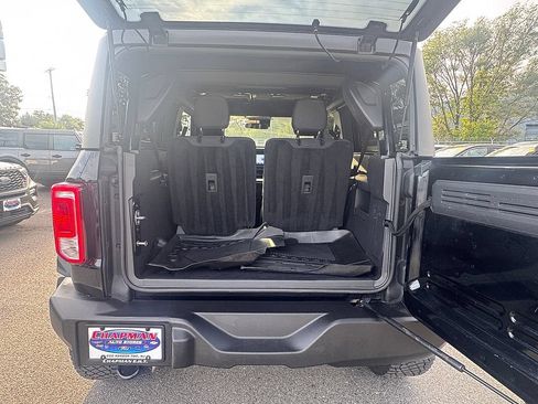 Used 2022 Ford Bronco 2-Door w/ Sasquatch Package AWD/4WD image 17