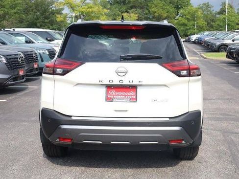 Used 2023 Nissan Rogue SL w/ SL Premium Package AWD/4WD image 6