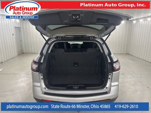 Used 2017 Chevrolet Traverse LT image 52