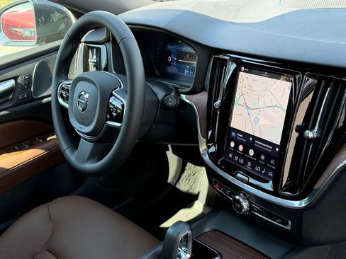 New 2026 Volvo V60 B5 Cross Country Plus w/ Protection Package Premier AWD/4WD image 7
