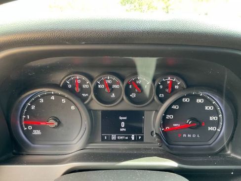 Used 2021 Chevrolet Silverado 1500 Custom Trail Boss AWD/4WD image 23