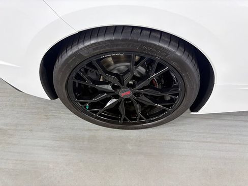Used 2023 Chevrolet Corvette Stingray Premium Conv w/ Z51 Performance Package RWD image 14