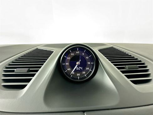 Certified 2025 Porsche Cayenne Turbo image 24