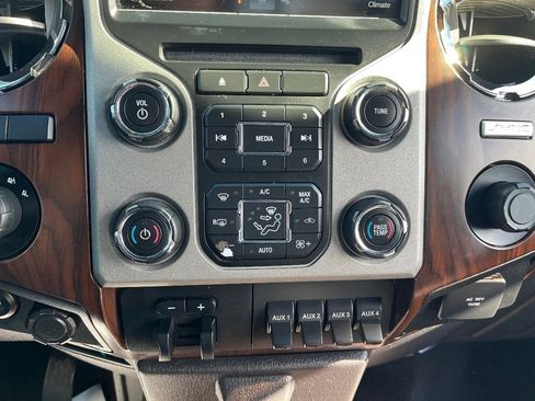 Used 2016 Ford F350 Lariat w/ Lariat Ultimate Package image 15