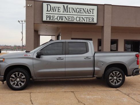 Used 2021 Chevrolet Silverado 1500 RST w/ Z71 Off-Road Package image 2