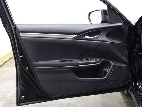 Used 2019 Honda Civic LX image 10