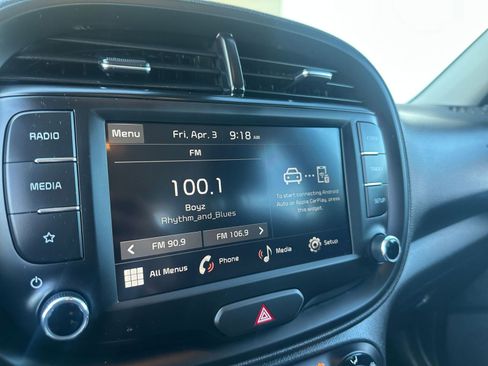 Used 2025 Kia Soul LX w/ LX Technology Package image 22