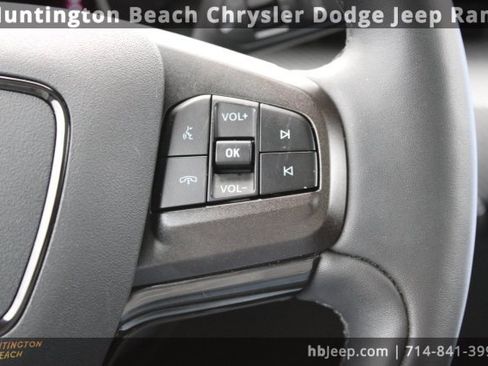 Used 2021 Ford Mustang Mach-E Premium image 16