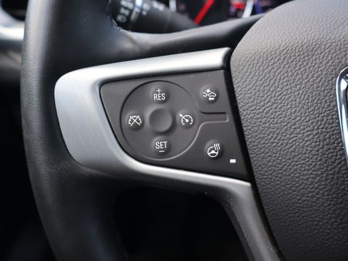 Used 2023 GMC Acadia SLT w/ Elevation Edition FWD image 17
