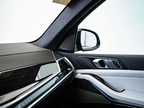 New 2026 BMW X5 xDrive50e w/ M Sport Package image 33