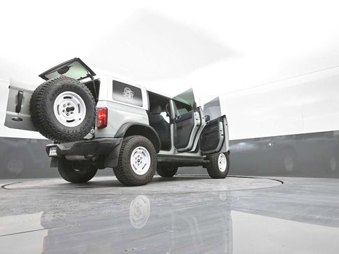 Used 2023 Ford Bronco Heritage Edition image 76