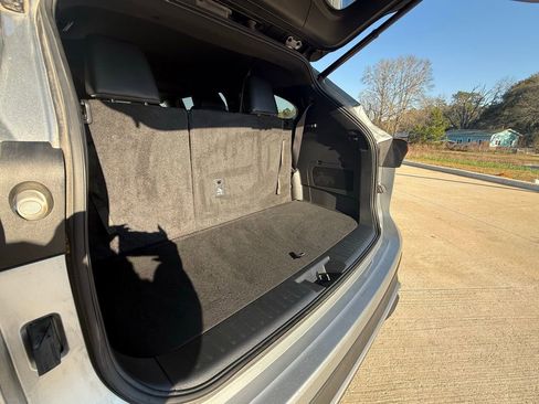 Used 2023 Toyota Highlander XSE image 15
