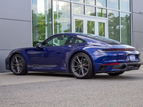 Used 2024 Porsche 911 Carrera T w/ Sportdesign Package RWD image 8