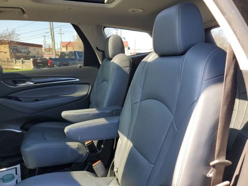 Used 2021 Buick Enclave Essence w/ Sport Touring Edition AWD/4WD image 10