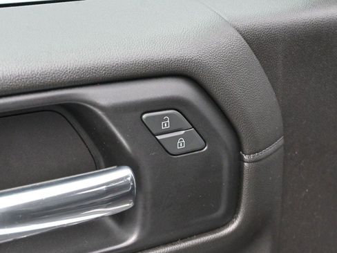 Used 2019 Chevrolet Silverado 1500 LT Trail Boss image 10