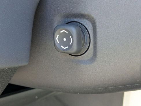 New 2025 Toyota Tundra Platinum image 16