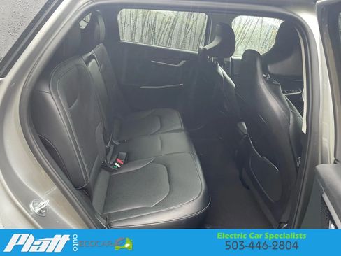 Used 2022 Kia EV6 Wind image 43