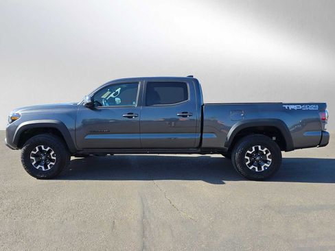 Certified 2023 Toyota Tacoma TRD Off-Road w/ Technology Package AWD/4WD image 7