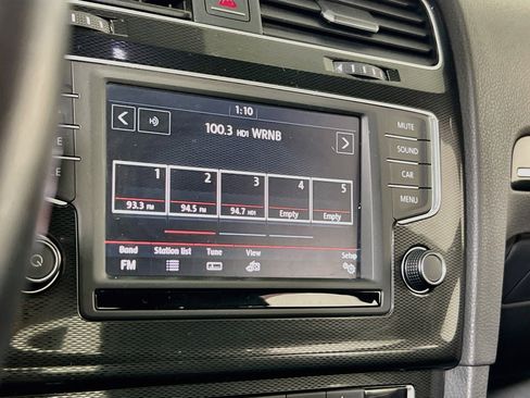 Used 2017 Volkswagen GTI SE FWD image 14