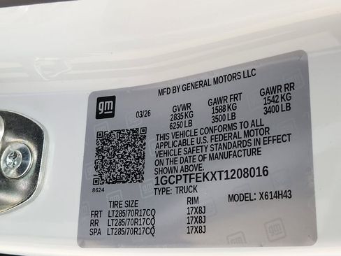 New 2026 Chevrolet Colorado ZR2 w/ Technology Package AWD/4WD image 23
