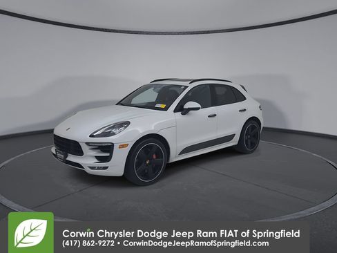 Used 2018 Porsche Macan GTS AWD/4WD image 7