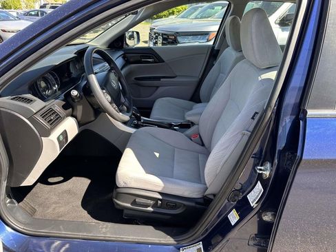 Used 2015 Honda Accord EX image 11