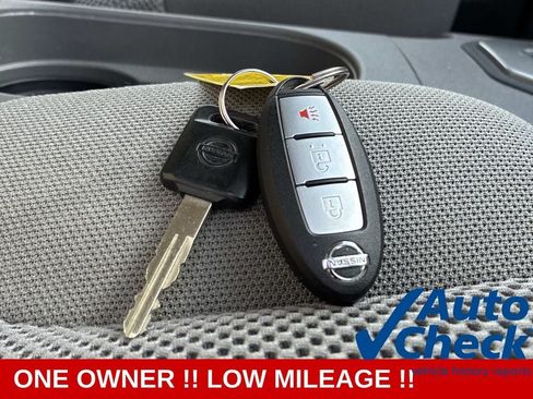 Used 2020 Nissan Frontier SV RWD image 9