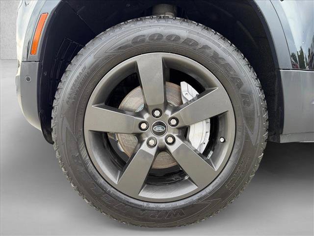 Used 2020 Land Rover Defender 110 HSE AWD/4WD image 27