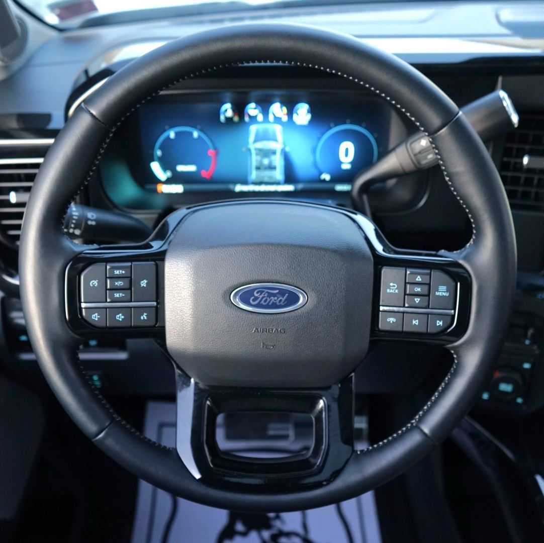 Used 2023 Ford F250 Lariat AWD/4WD image 28