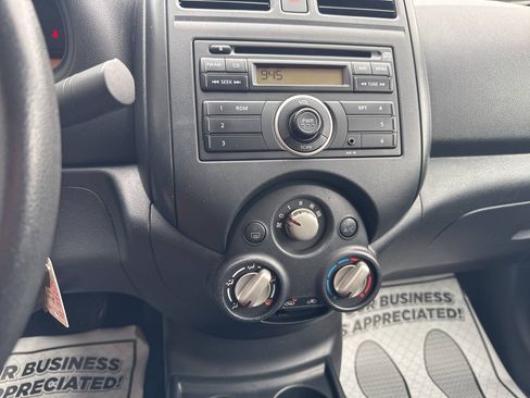 Used 2013 Nissan Versa S Plus FWD image 30