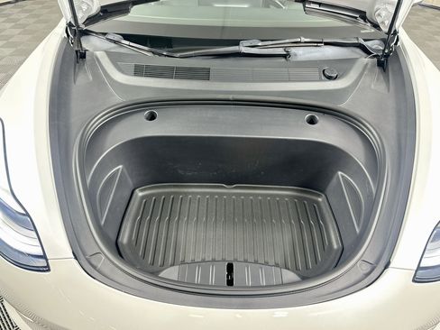 Used 2023 Tesla Model 3 Standard Range RWD image 31