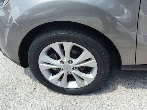 Used 2016 Kia Soul + FWD image 20
