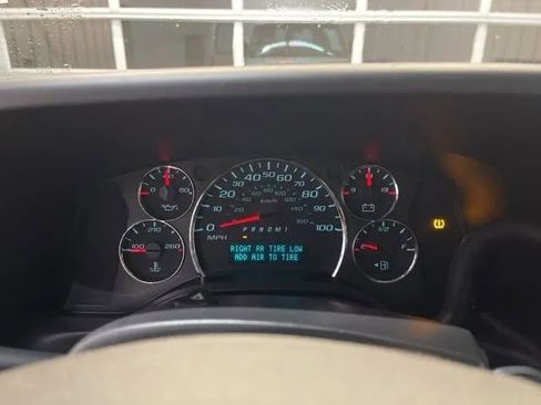 Used 2019 Chevrolet Express 2500 image 14