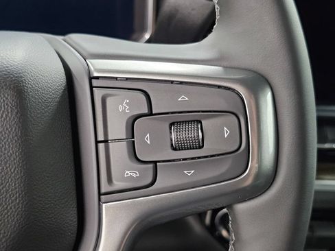 Used 2026 Chevrolet Silverado 1500 LT AWD/4WD image 37