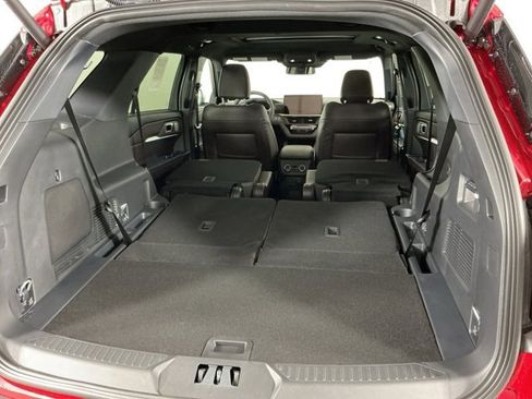 New 2026 Ford Explorer Platinum w/ LUX Leather Package image 35