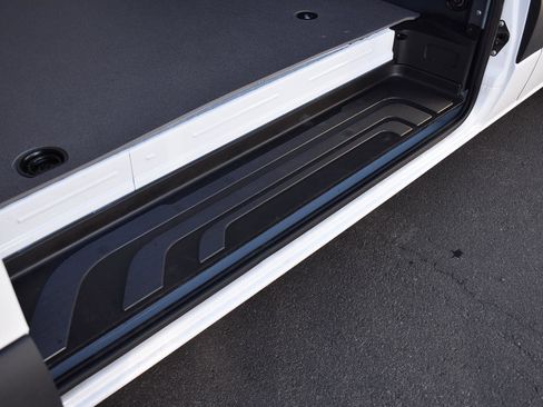 Used 2024 Mercedes-Benz Sprinter 144 Cargo image 10