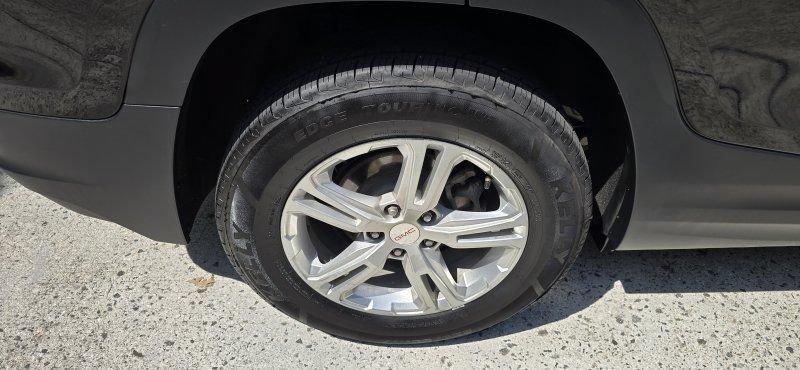 Used 2019 GMC Terrain SLE w/ Driver Convenience Package AWD/4WD image 11