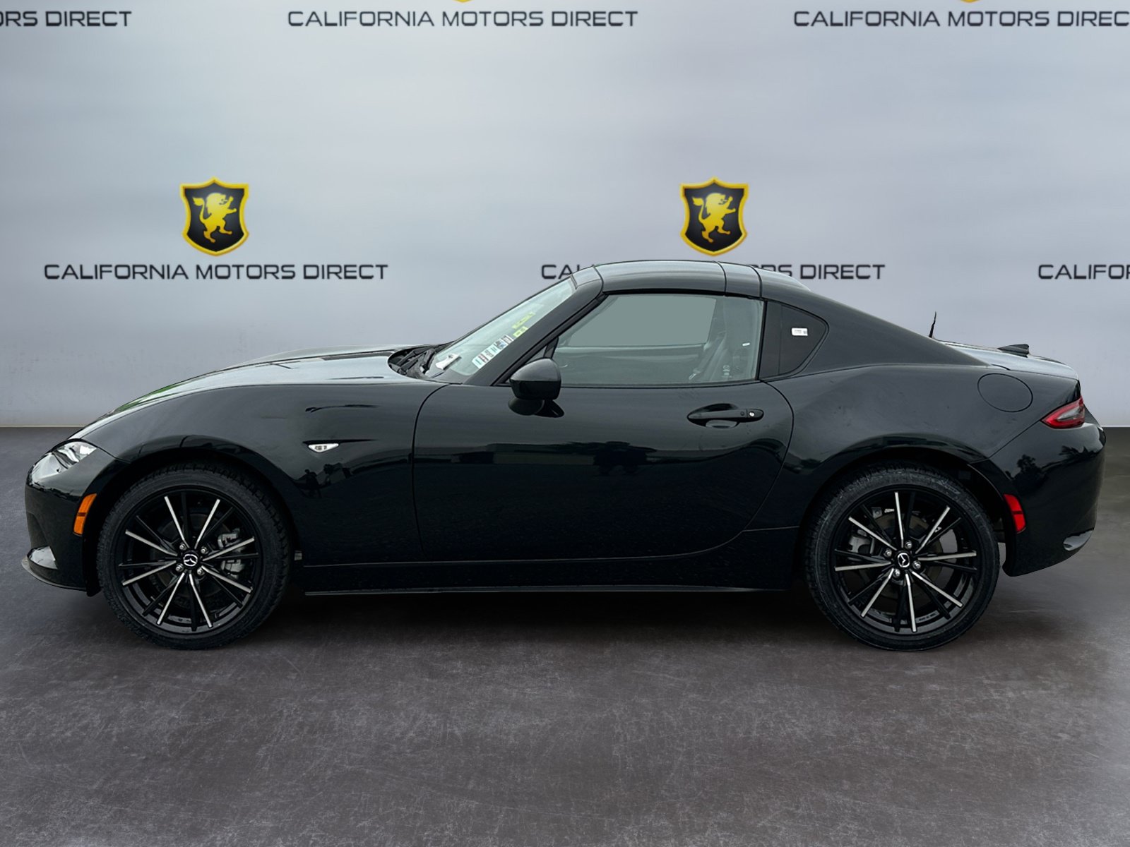 Used 2026 MAZDA MX-5 Miata RF Grand Touring RWD image 2