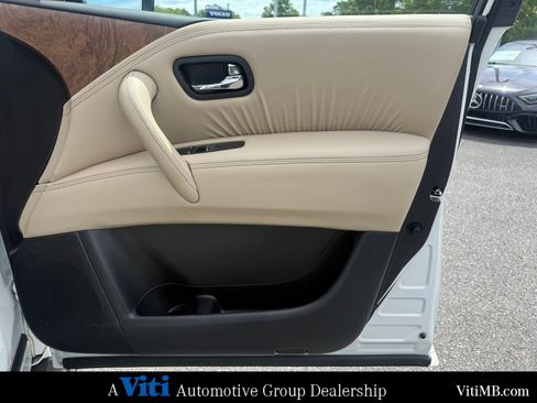Used 2023 Nissan Armada SL w/ Captain's Chairs Package AWD/4WD image 30