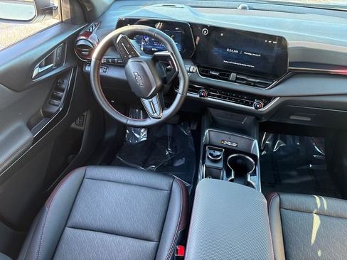 Used 2025 Chevrolet Equinox RS image 19