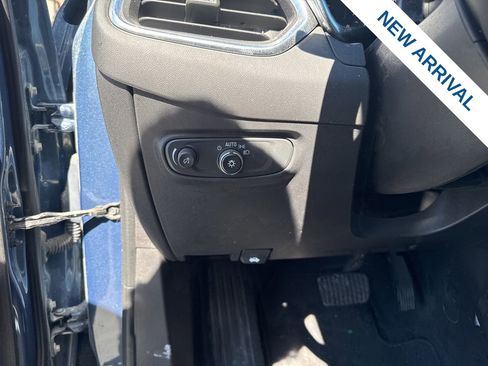 Used 2024 Chevrolet Equinox LT image 18