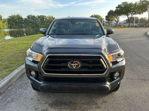Used 2023 Toyota Tacoma SR5 AWD/4WD image 9
