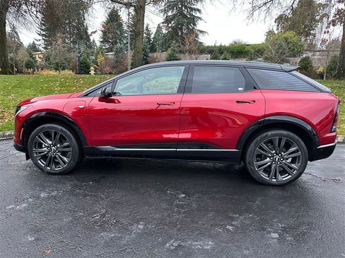 New 2026 Cadillac Optiq Sport 2 image 2