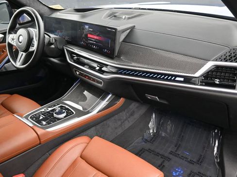 Used 2024 BMW X7 M60i w/ Executive Package AWD/4WD image 11