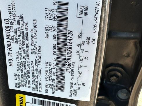 Used 2019 Ford Fusion SE image 22