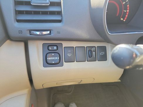 Used 2010 Toyota Highlander Limited image 17