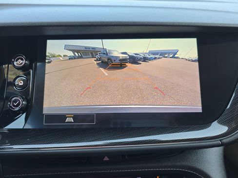 Used 2021 Buick Envision Essence FWD image 25