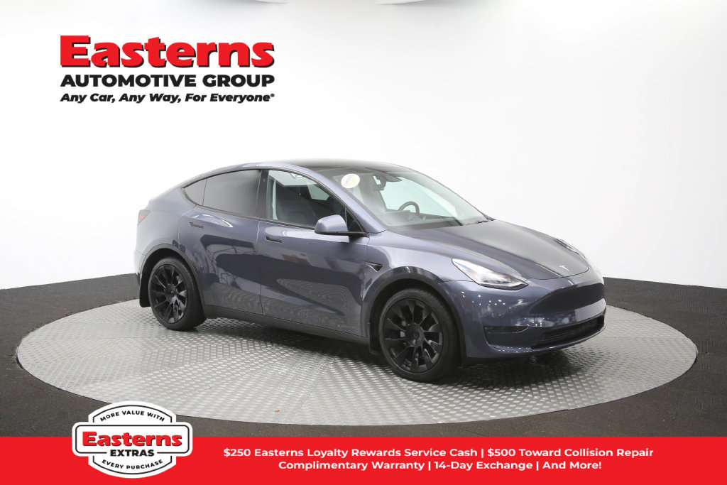 Used 2022 Tesla Model Y Long Range AWD/4WD image 45