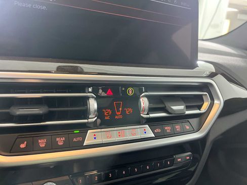 Used 2024 BMW X3 xDrive30i w/ Premium Package w/ZPA image 17