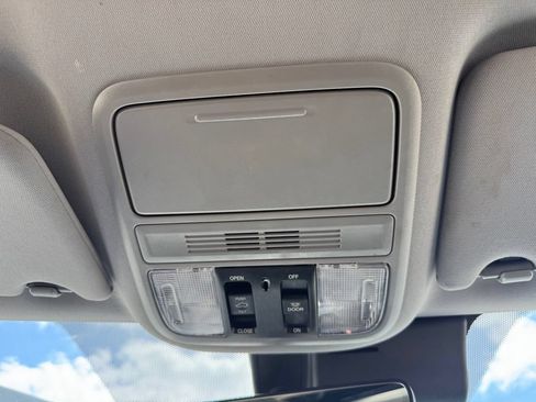 Used 2021 Honda Pilot Special Edition image 18